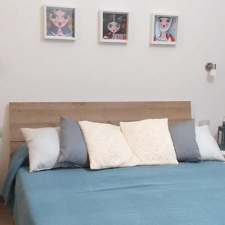 Bed and Breakfast Il Vecchio Ginepro Capoterra Exterior foto